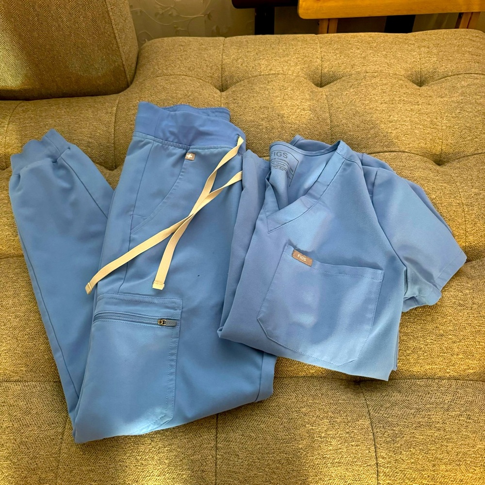EUC *set* figs Ceil Blue XXS zamora joggers + XXS caterina one pocket scrub top